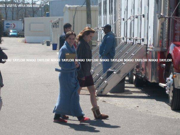 Hilarie Burton-Peyton Sawyer 160143568d7f7367d34b05f03c36fadc266ecf1