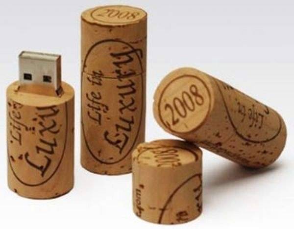 Niecodzienne pendrive'y 17