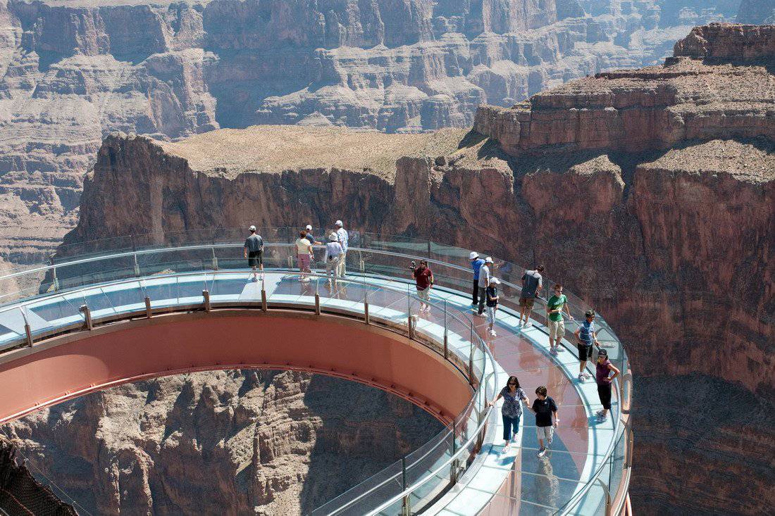 1100x733 Grand Canyon Skywalk 14