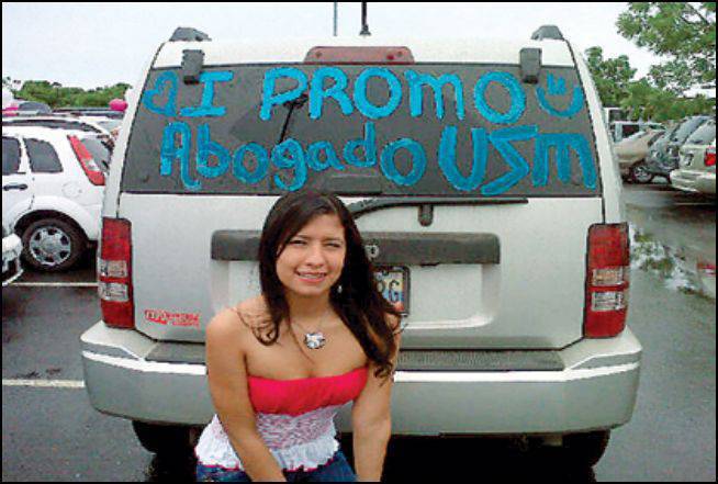 Chavez y su contradictoria forma de vida Chavez y su contradictoria forma de vida