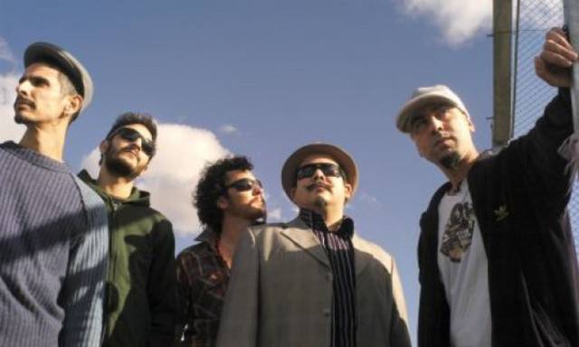 Los Cafres abren el 2011 con nuevo disco Los Cafres abren el 2011 con nuevo disco